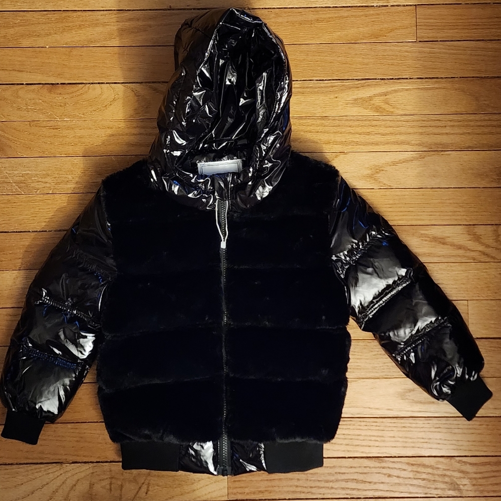 O.R.M - From Kohls - Girls Puffer Jacket Size 5T - Black - faux fur front NWOT